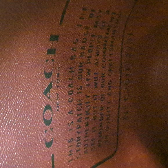 Coach Reversible Tote Banana Print - Picture 9 of 9